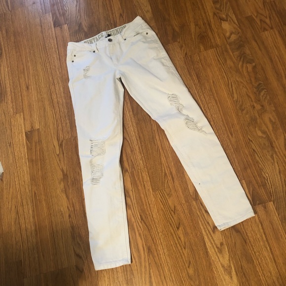 Vintage Reunion White distressed ripped jeans - Picture 1 of 6